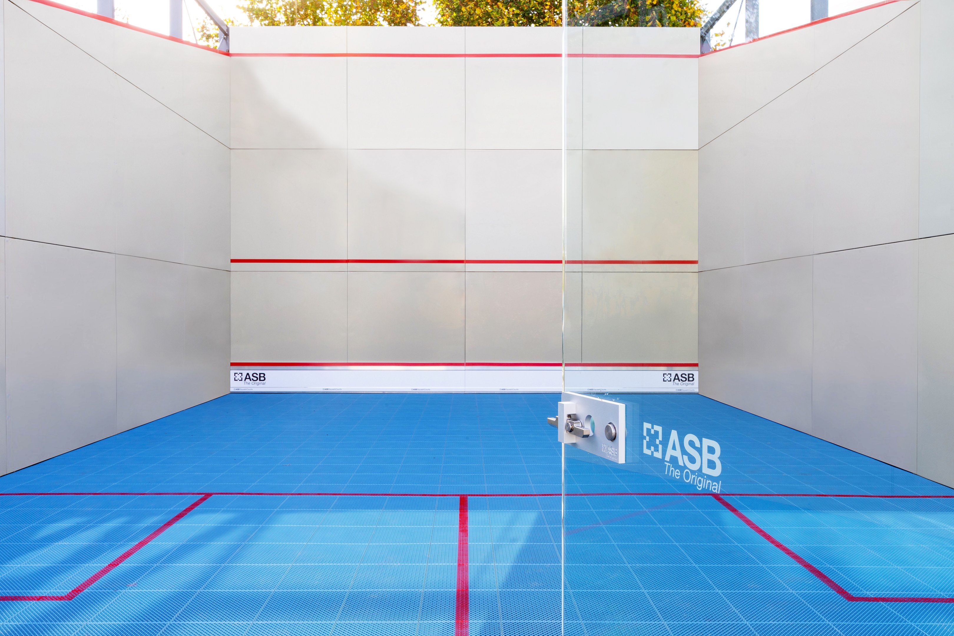 Auto Clip vlinder Bestuiver ASB Squash Courts - ASB OutdoorSquashCourt