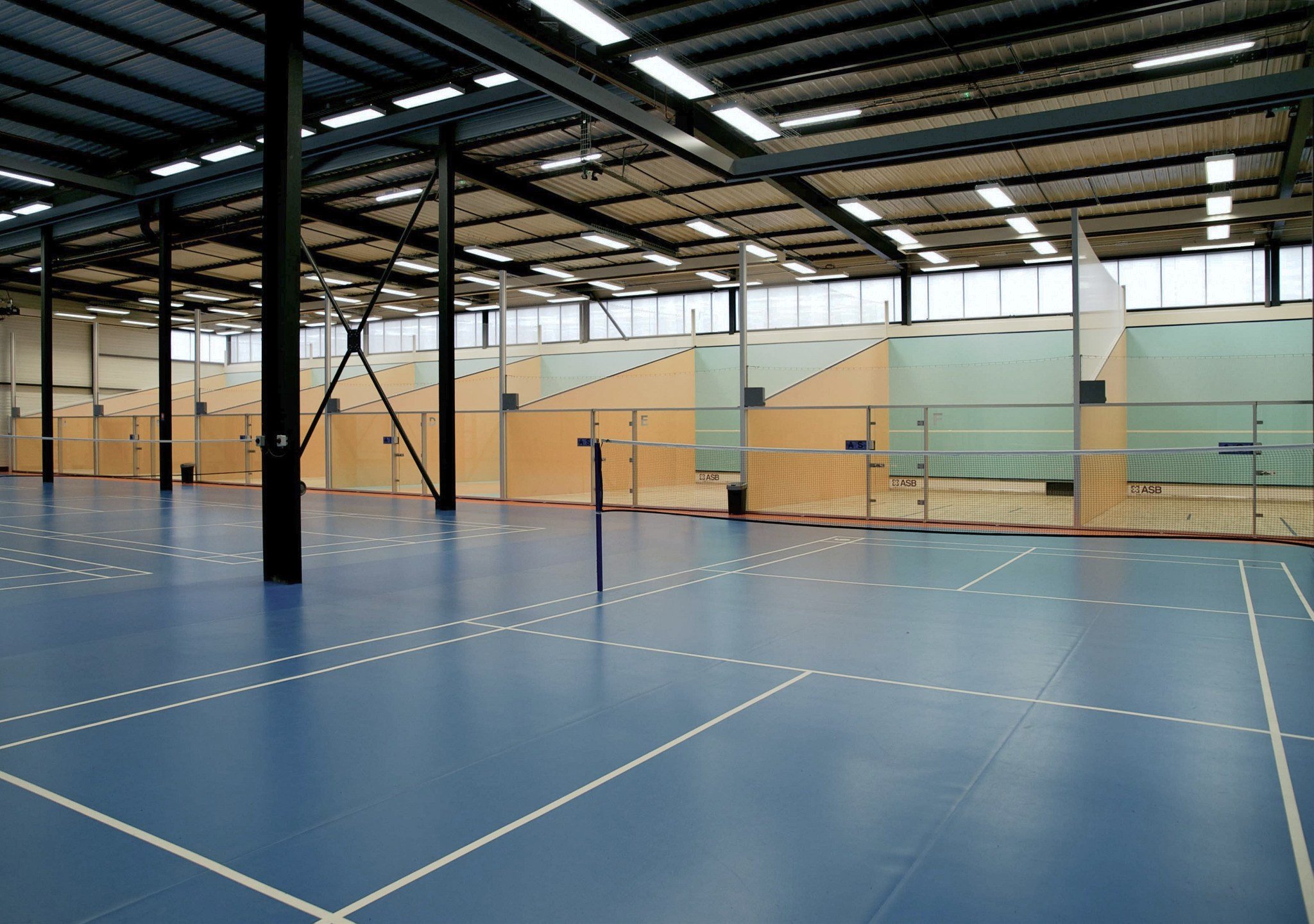 indoor squash courts near me